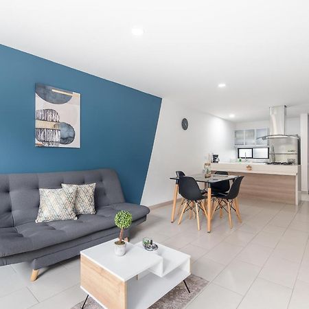 Super Apartamento En Laureles Apartment Medellin Luaran gambar